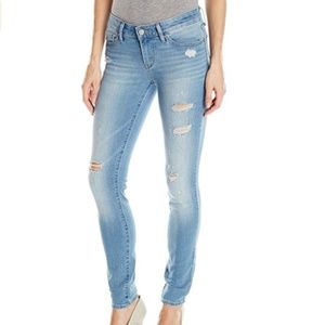 Levi's Women's 711 Skinny Jean